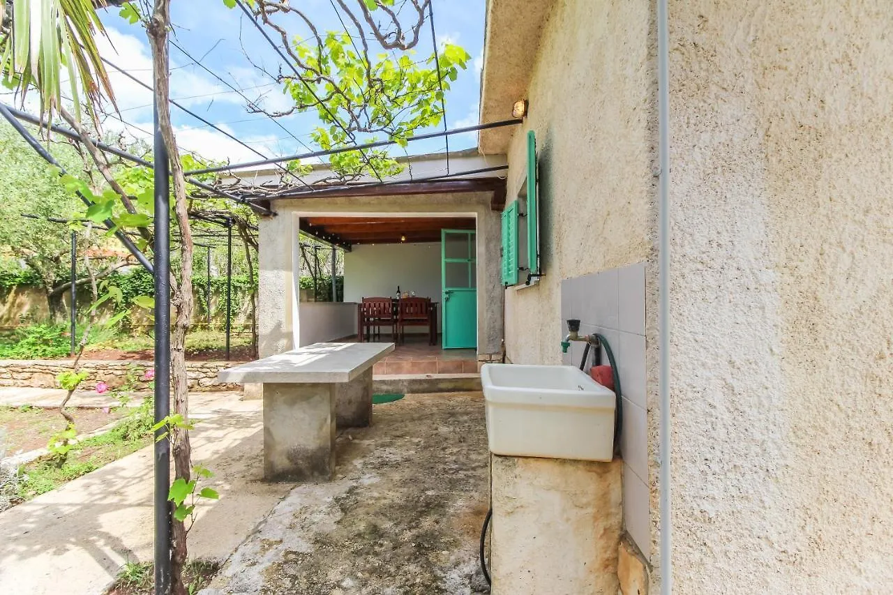 Hizica Pupo Apartment Medulin 0*,  Croatia